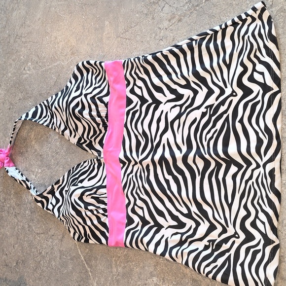 (J35) Bobbie Brooks Black and White Bikini Swim Top - Picture 1 of 4